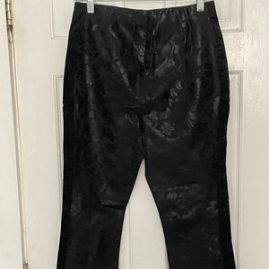 Anthropologie The Essential Skinny Black Floral Stretch Pants  Women's Sz 8